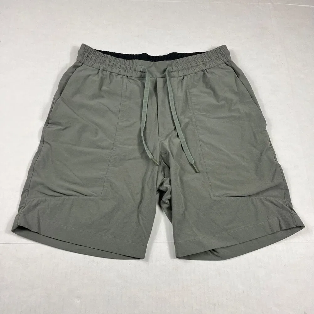 Lululemon Mens Bowline 8” Performance Shorts Green Utility Casual Lightweight M